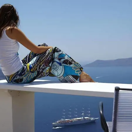 Sun Rocks Boutique 4*